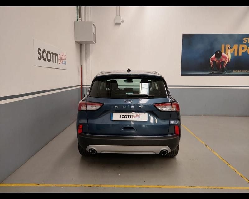 Usata Ford Kuga Titanium 120 CV (88 kW) 2020 Blu SUV