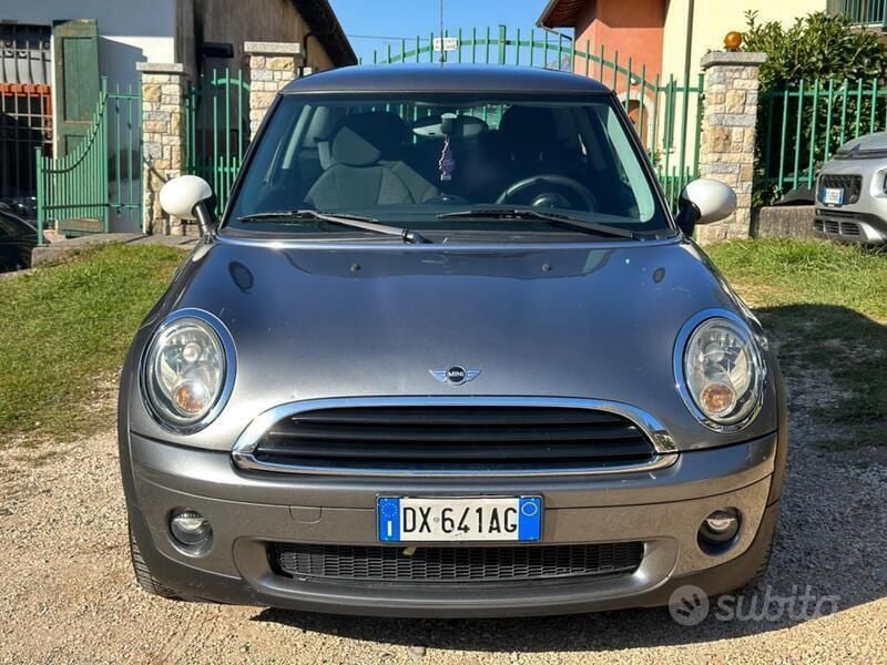 Usata Mini ONE 95 CV (69 kW) 2009 Grigio Utilitaria