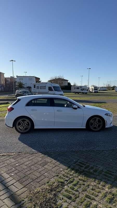 Usata Mercedes A180 Premium 116 CV (85 kW) 2021 Berlina