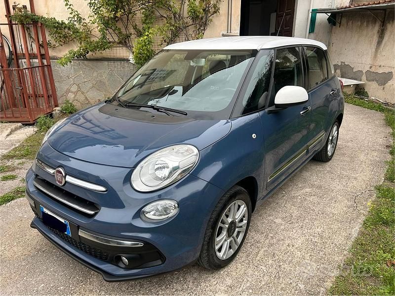 Usata Fiat 500 85 CV (62 kW) 2018 Blu Utilitaria