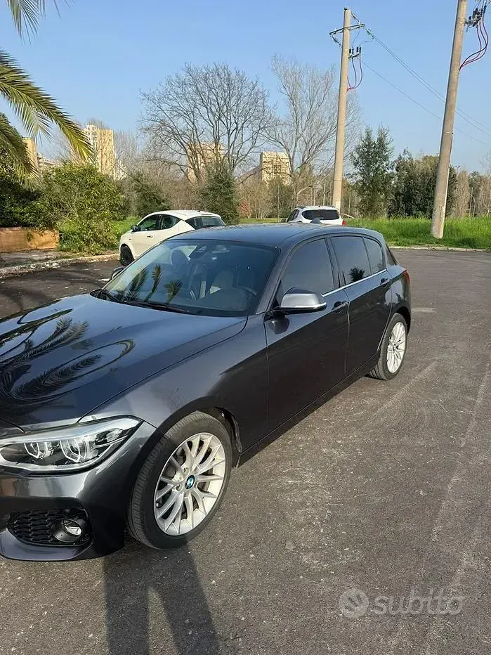 Usata BMW 118 150 CV (110 kW) 2018 Grigio Utilitaria