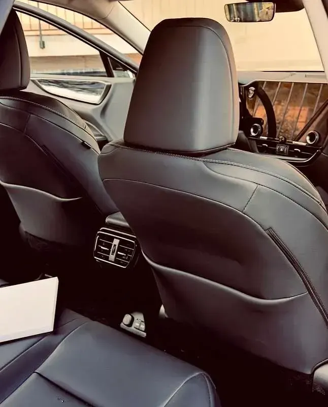 Usata Lexus NX450h+ Luxury Line 185 CV (136 kW) 2026 Nero SUV