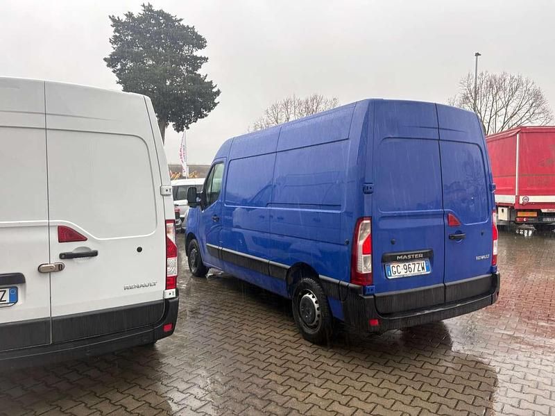 Usata Renault Master 135 CV (99 kW) 2020 Blu veicolo commerciale Furgone