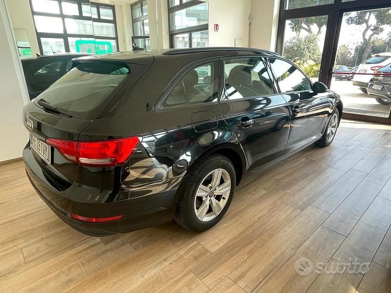 Usata Audi A4 Business 150 CV (110 kW) 2016 Nero Station wagon