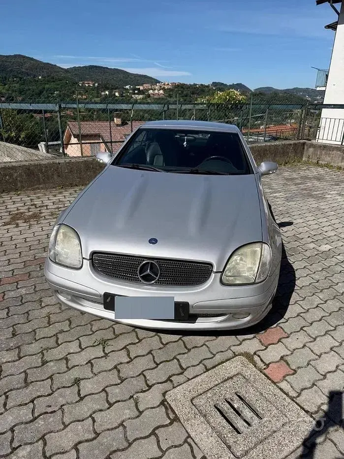 Usata Mercedes SLK200 163 CV (119 kW) 2001 Grigio Cabrio