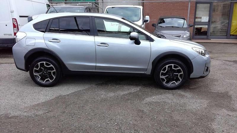 Usata Subaru XV 147 CV (108 kW) 2016 Argento SUV