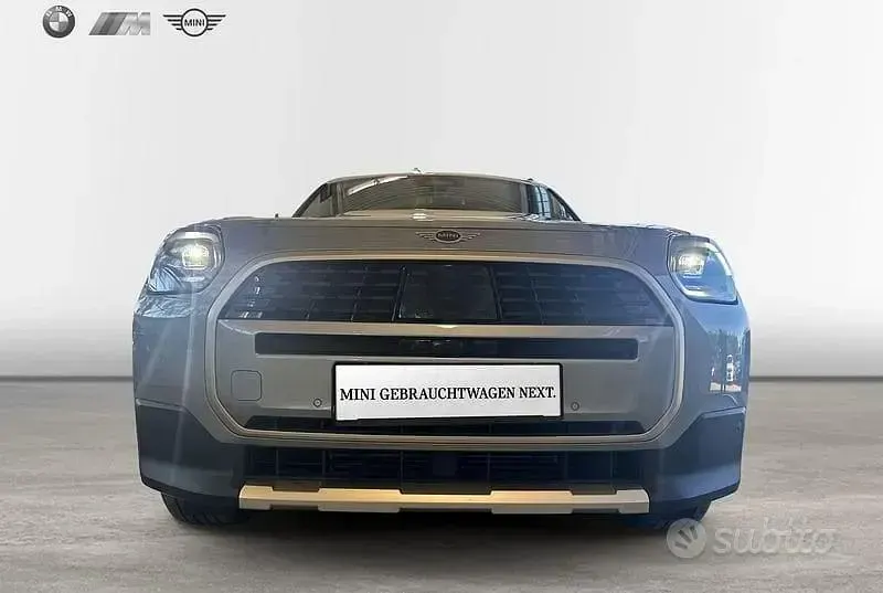 Usata Mini Countryman Favoured 170 CV (125 kW) 2025 Grigio SUV