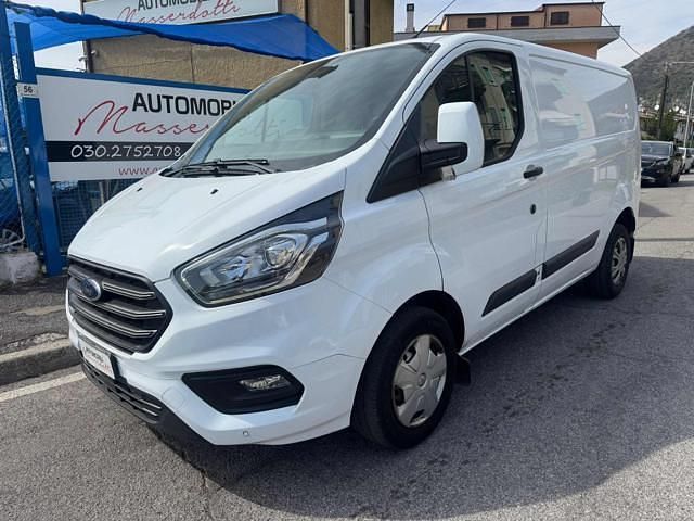 Usata Ford Transit Custom Titanium 131 CV (96 kW) 2022 Bianco pastello Berlina