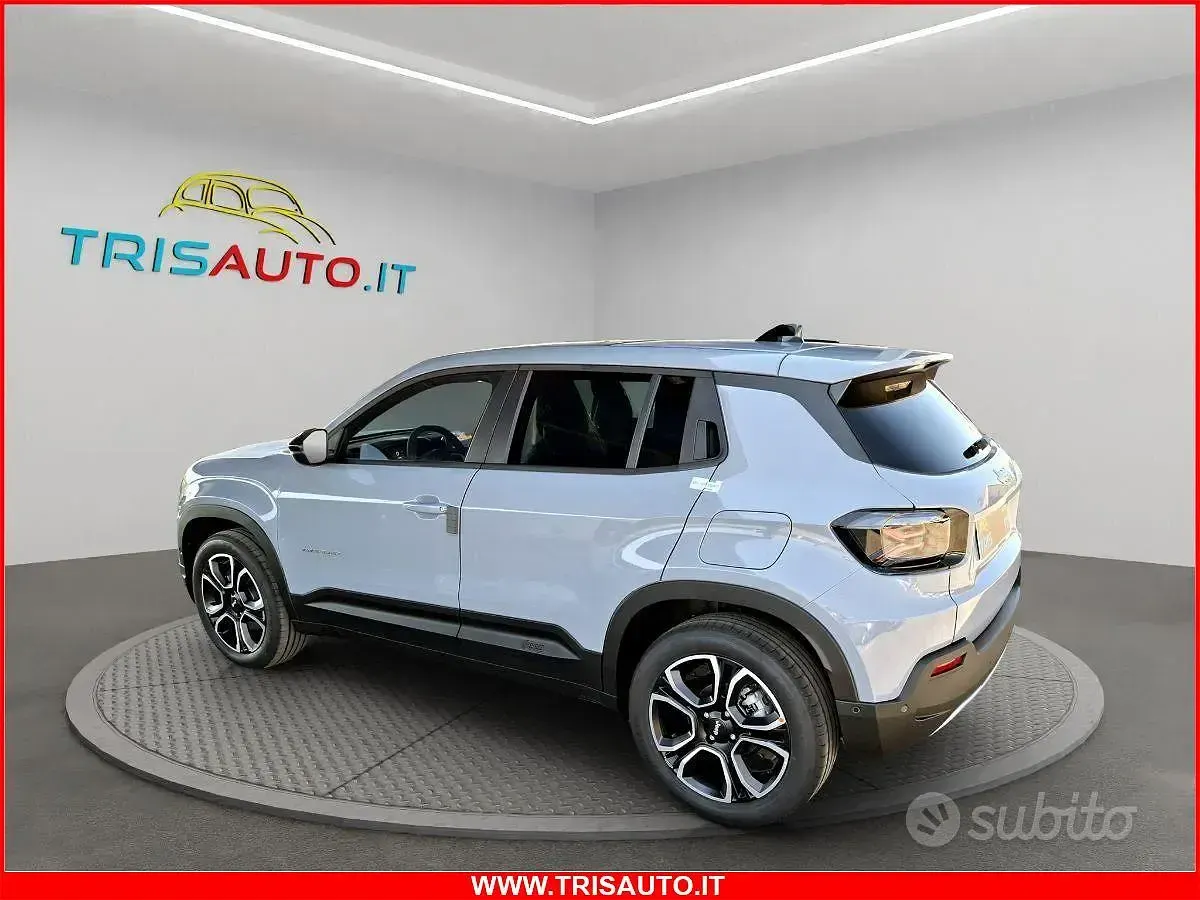 Nuova Jeep Avenger Summit 99 CV (72 kW) 2026 Grigio SUV