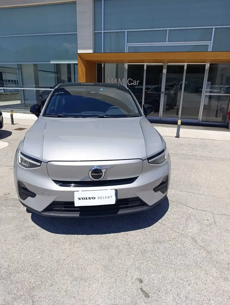 Usata Volvo C40 Plus 125 kW (170 CV) 2023 Argento SUV