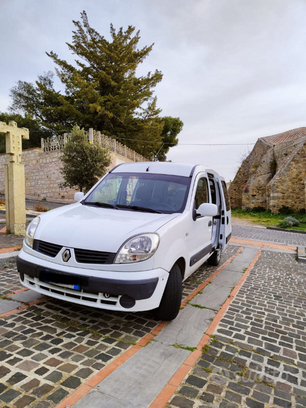 Usato 2007 Renault Kangoo Diesel (5.000 €)