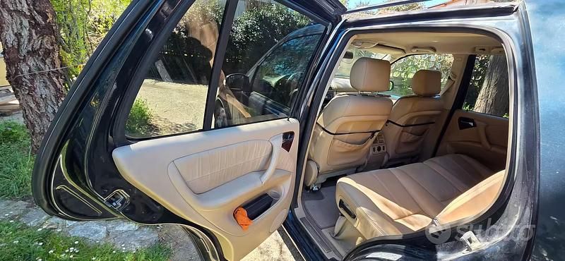 Usado Mercedes ML270 163 CV (119 kW) 2003 Verde SUV
