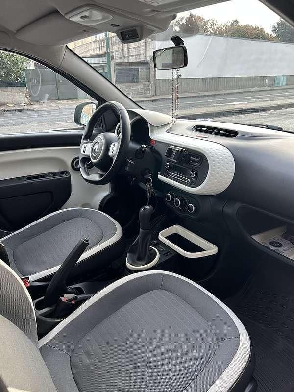 Usata Renault Twingo Life 69 CV (50 kW) 2017 Utilitaria