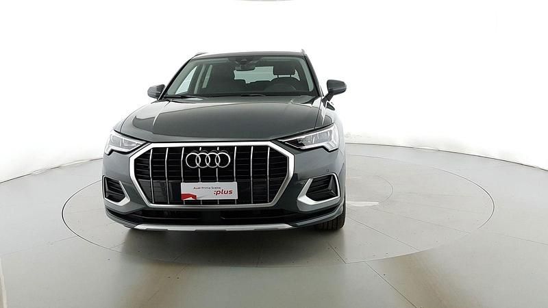 Usata Audi Q3 Advanced 150 CV (110 kW) 2025 Grigio atomico metallizzato SUV