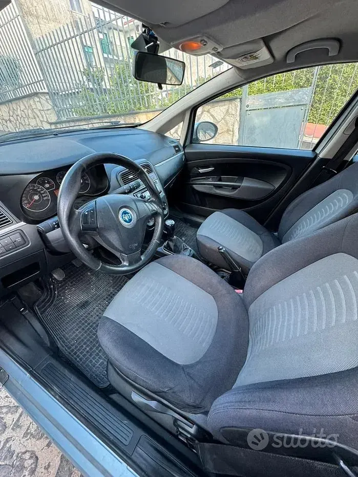 Usata Fiat Punto 75 CV (55 kW) 2008 Grigio Utilitaria