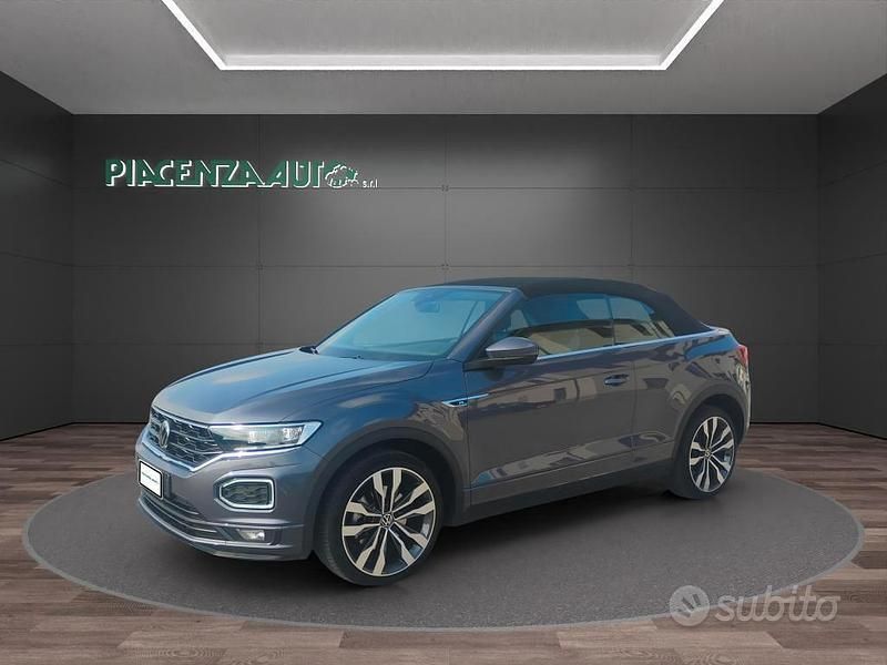 Usata VW T-Roc R-line 150 CV (110 kW) 2021 Grigio SUV