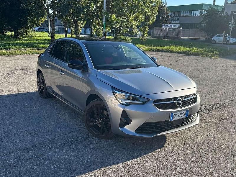 Usata Opel Corsa GS Line 101 CV (74 kW) 2020 Grigio Berlina