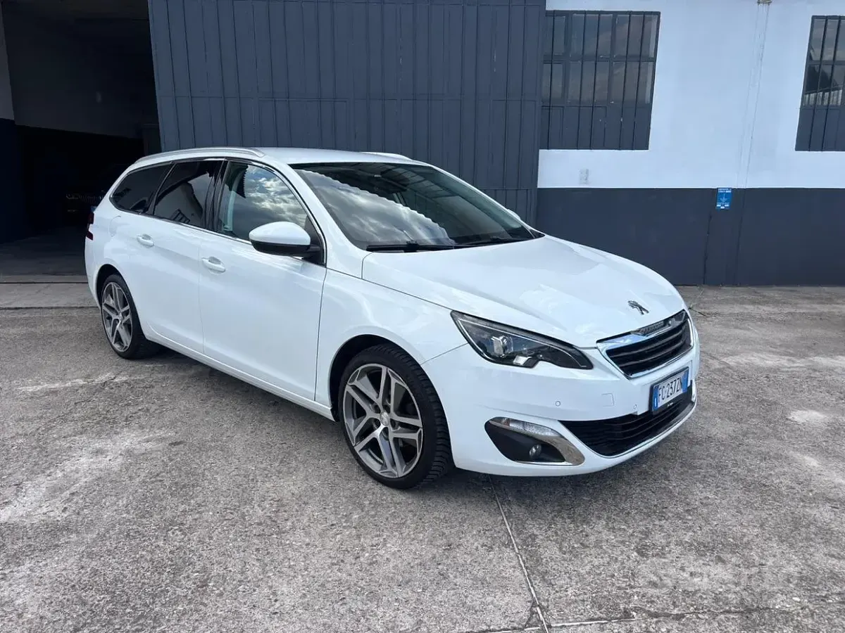 Usata Peugeot 308 120 CV (88 kW) 2016 Bianco Station wagon
