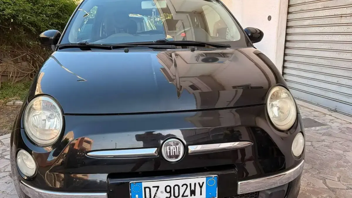 Usata Fiat 500 Lounge 69 CV (50 kW) 2010 Nero Utilitaria