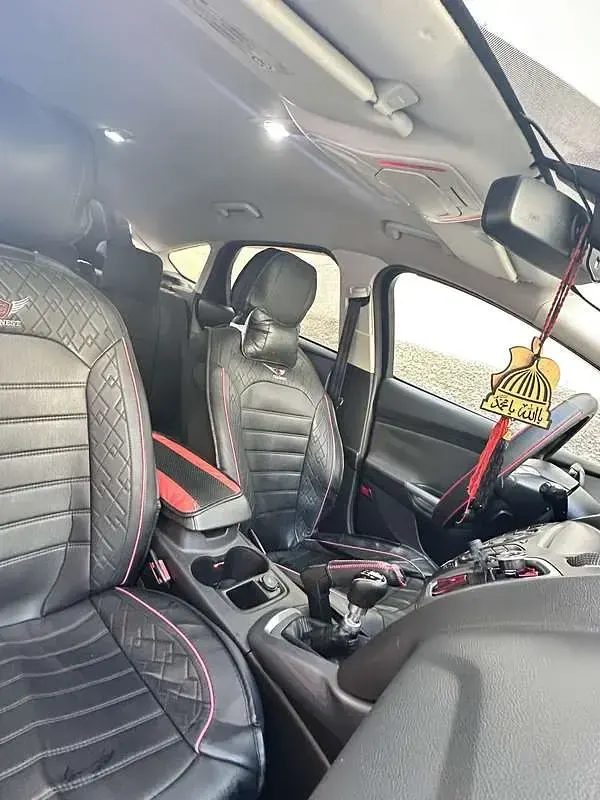 Usata Ford Focus 150 CV (110 kW) 2011 Berlina