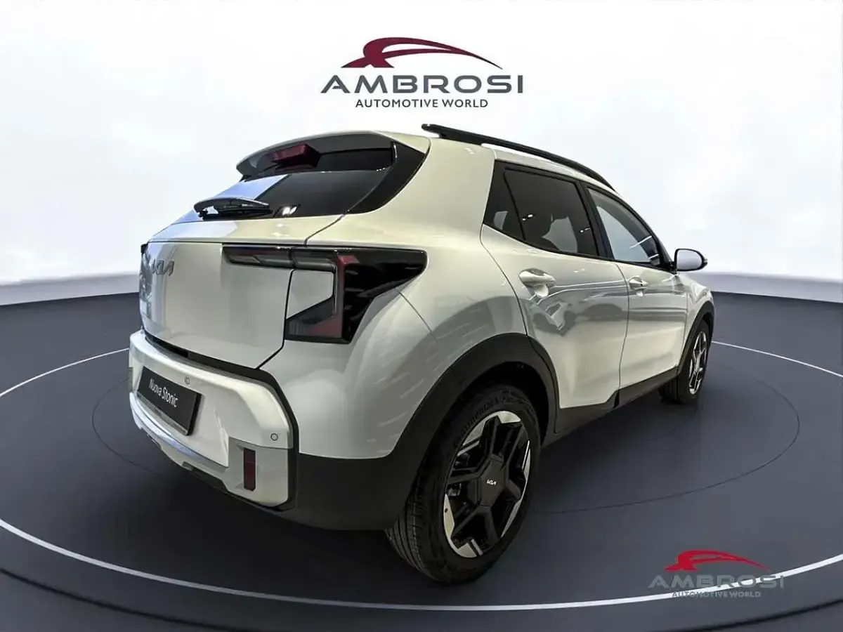 Nuova Kia Stonic Style 116 CV (85 kW) 2026 Bianco SUV