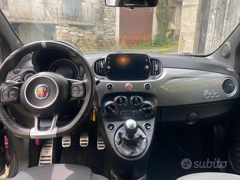 Usata Abarth 500 145 CV (106 kW) 2022 Grigio Utilitaria
