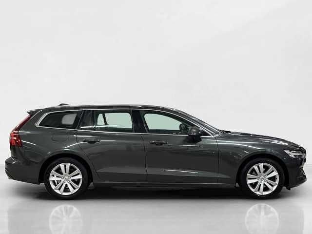 Usata Volvo V60 140 CV (102 kW) 2019 Grigio Station wagon