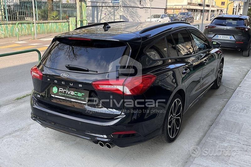 Usata Ford Focus ST-Line 120 CV (88 kW) 2019 Nero Station wagon
