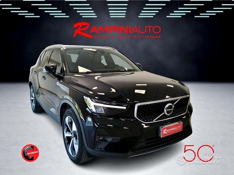 Usata Volvo XC40 129 CV (94 kW) 2022 Nero SUV