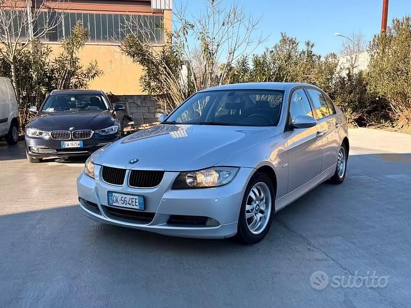 Usata BMW 320 M Sport 222 CV (163 kW) 2007 Grigio Berlina