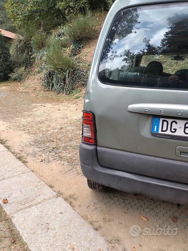 Usata Peugeot Partner 2007 Verde Monovolume
