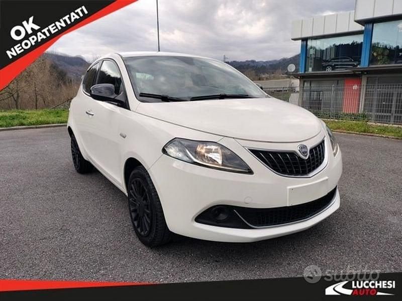 Usata Lancia Ypsilon S 69 CV (50 kW) 2021 Bianco Utilitaria