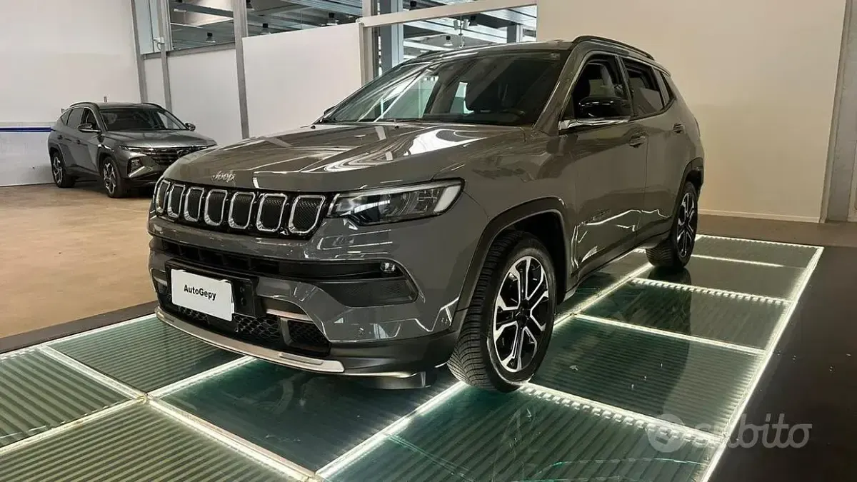 Usata Jeep Compass Limited 131 CV (96 kW) 2022 Grigio SUV