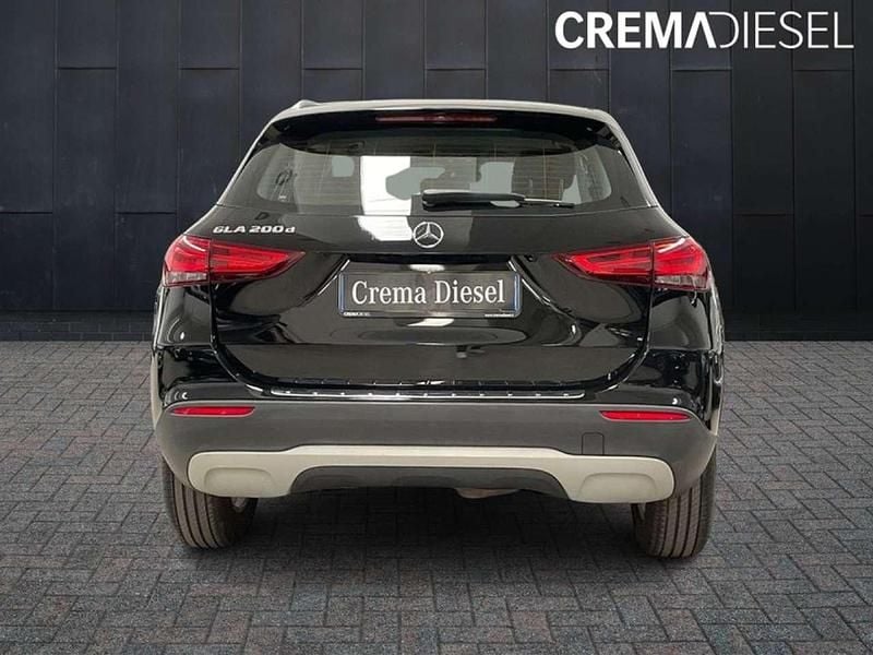 Usata Mercedes GLA200 Business 150 CV (110 kW) 2021 Nero SUV