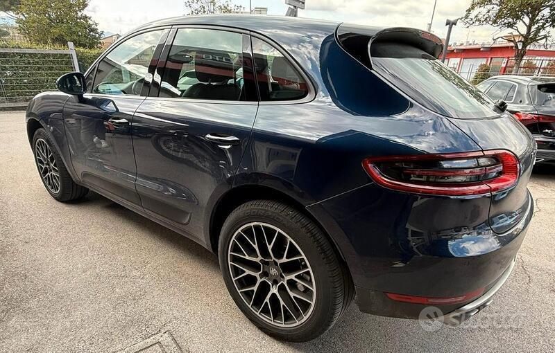 Usata Porsche Macan 252 CV (185 kW) 2018 Blu SUV