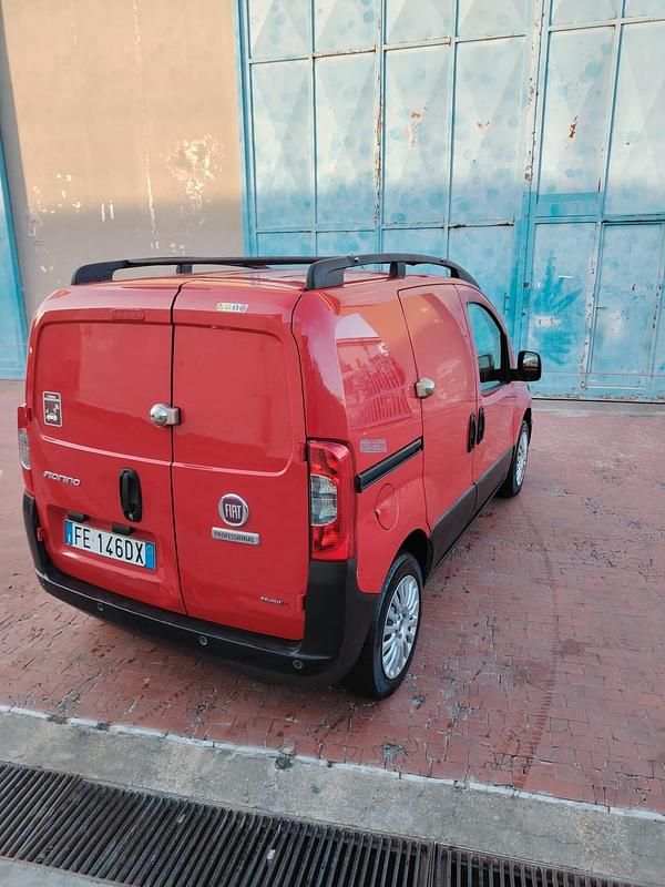Usata Fiat Fiorino 95 CV (69 kW) 2016 Rosso Monovolume