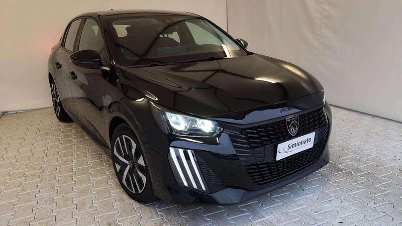 Usata Peugeot 208 Active 101 CV (74 kW) 2024 Nero Utilitaria