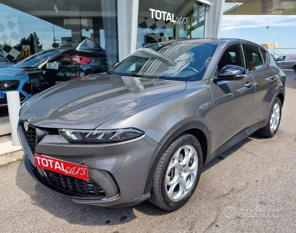 Usata Alfa Romeo Tonale Sprint 131 CV (96 kW) 2023 Antracite metallizzato SUV