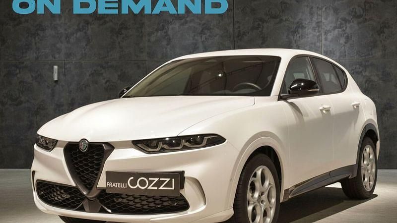 Nuova Alfa Romeo Tonale Sprint 160 CV (117 kW) 2025 Blu/azzurro SUV