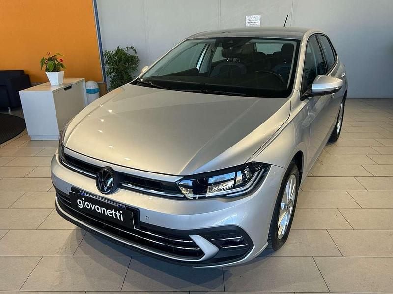 Usata VW Polo Style 95 CV (69 kW) 2025 Grigio Utilitaria