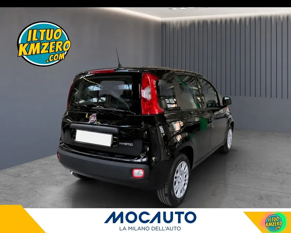 Nuova Fiat Panda Icon 70 CV (51 kW) 2025 Rosso Utilitaria