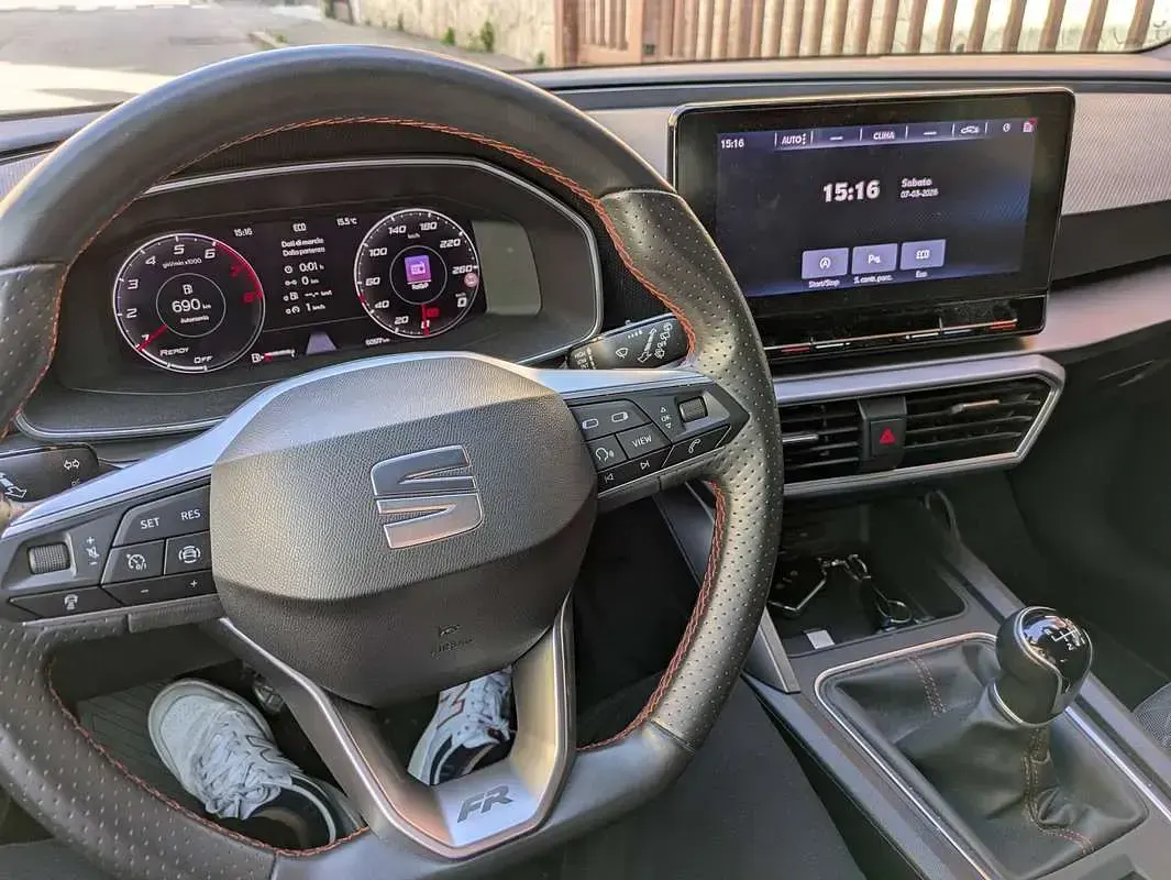 Usata Seat Leon FR 131 CV (96 kW) 2021 Blu/azzurro Station wagon