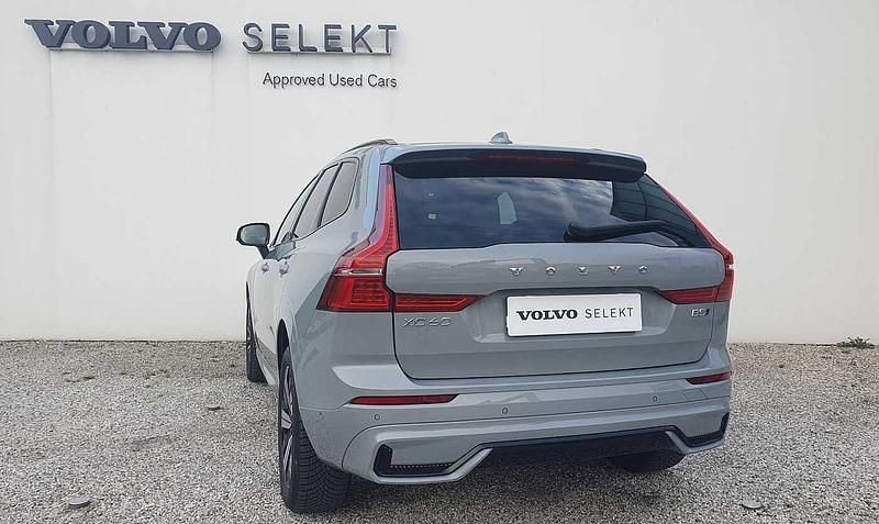 Usata Volvo XC60 Plus 250 CV (183 kW) 2025 Grigio SUV
