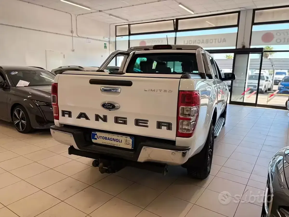 Usata Ford Ranger Limited 170 CV (125 kW) 2023 Bianco Pick-up