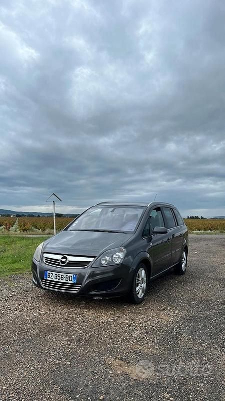 Usata Opel Zafira 2008 Monovolume