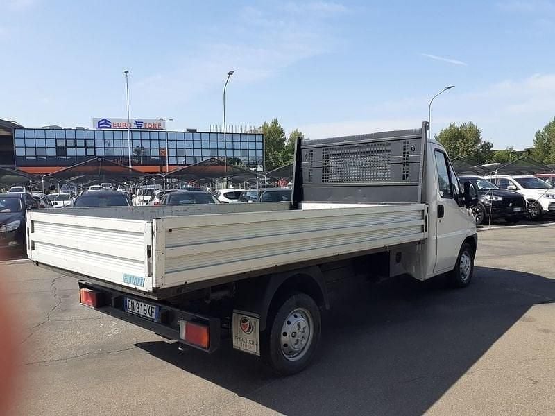 Usata Fiat Ducato 126 CV (92 kW) 2004 Bianco Furgone