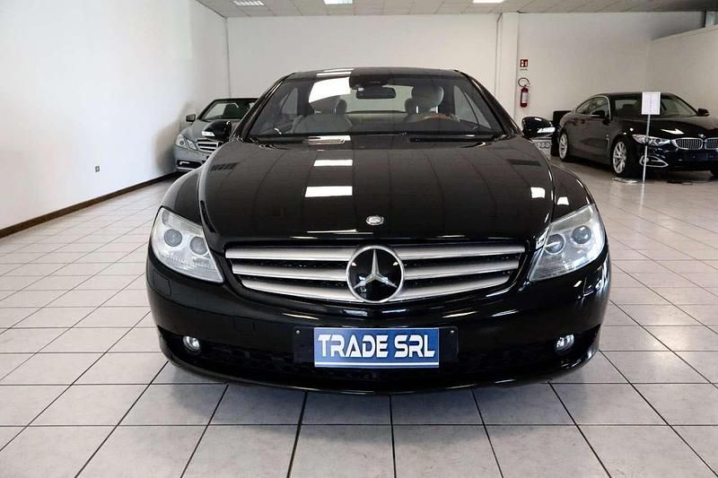 Usata Mercedes CL500 386 CV (283 kW) 2007 Nero Coupé