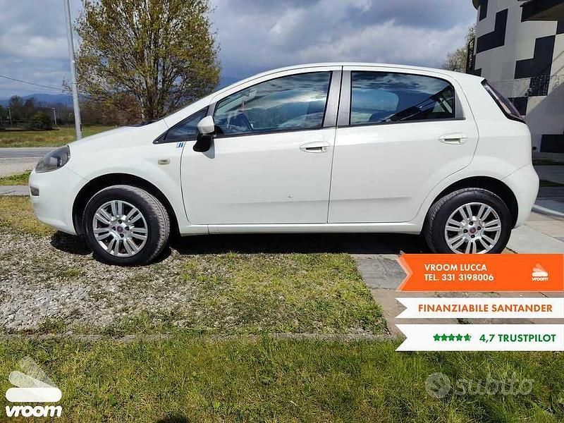 Usata Fiat Punto 77 CV (56 kW) 2012 Utilitaria