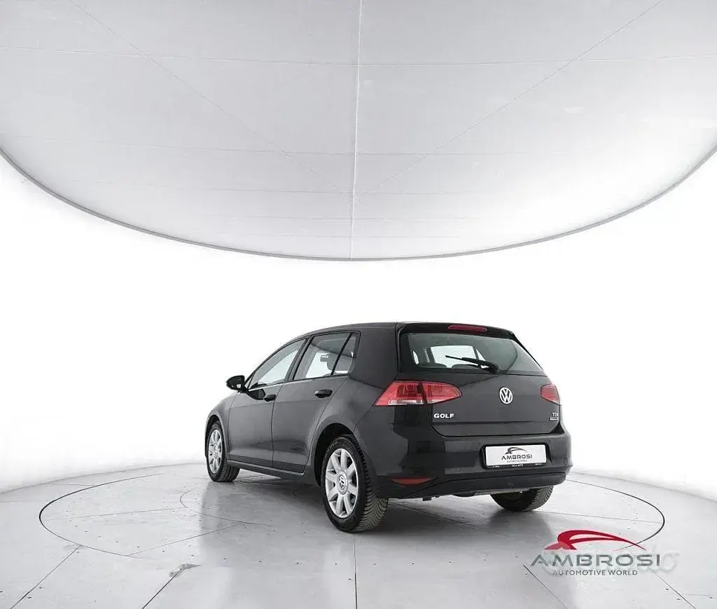 Usata VW Golf VII Trendline 90 CV (66 kW) 2016 Nero Utilitaria