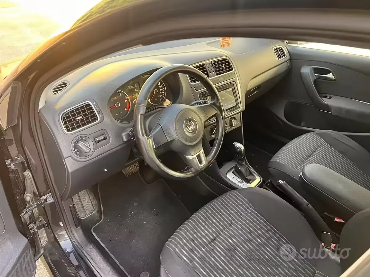 Usata VW Polo 90 CV (66 kW) 2011 Nero Utilitaria